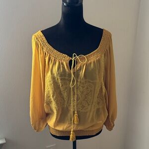 Love Culture Sz XL elastic waist mustard Yellow‎ embroider Top split neck blouse